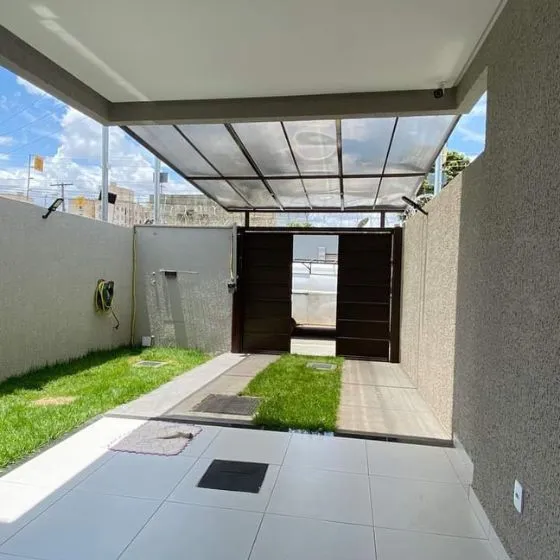 Cobertura de Policarbonato Alveolar em Americana SP — Cobertura com calha lateral para escoamento