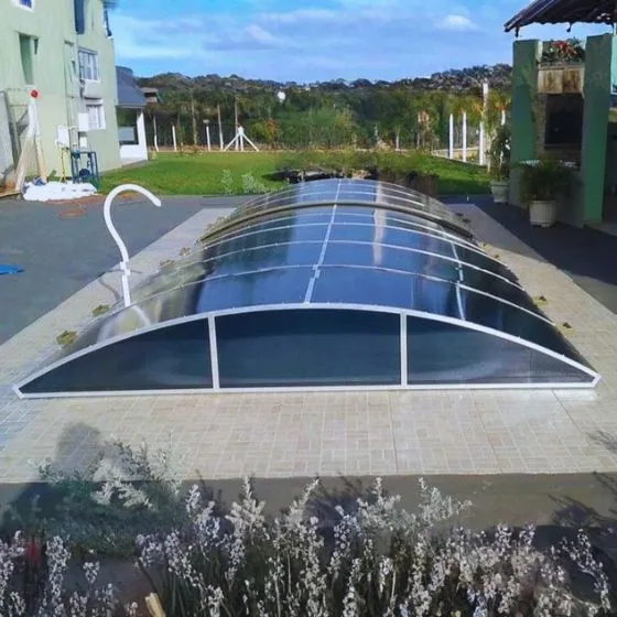 Cobertura Retrátil para Piscina em Americana SP — Instalação em estacionamento