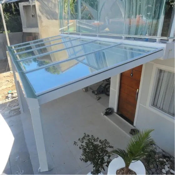 Coberturas de Vidro em Americana SP — Cobertura com calha lateral para escoamento