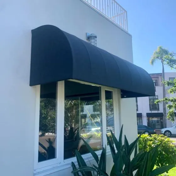 Toldo Fixo de Lona Náutica em Americana SP — Instalação em garagem residencial