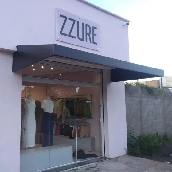 Toldo Fixo de Lona PVC em Americana SP — Instalação em fachada comercial